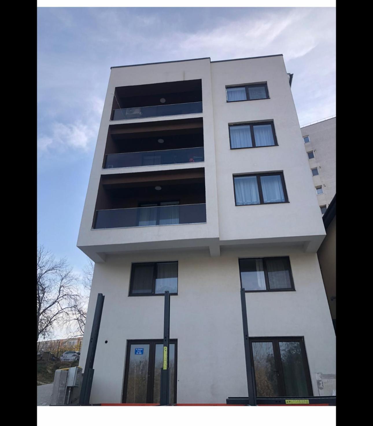 Escape Lounge Apartment Craiova Exterior foto